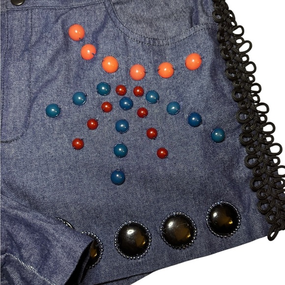 Anna Sui Beaded Summer Fashion Shorts - Picture 7 of 11